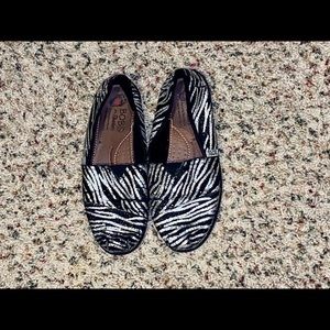 Bobs (similar to toms)